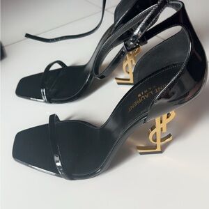Saint Laurent Glossy Black Heels with Gold Monogram